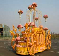游乐园花车